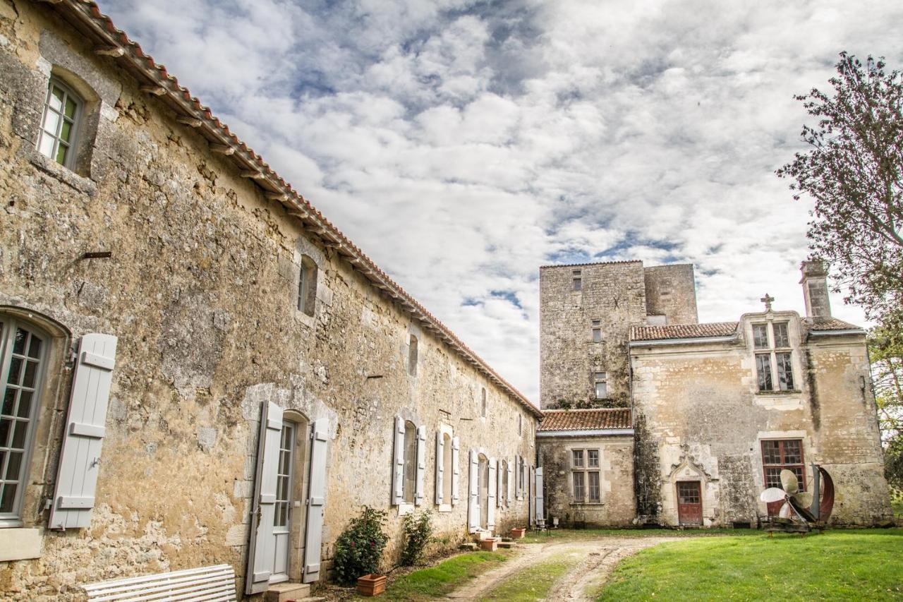 Chateau De Champdolent Hotel Buitenkant foto